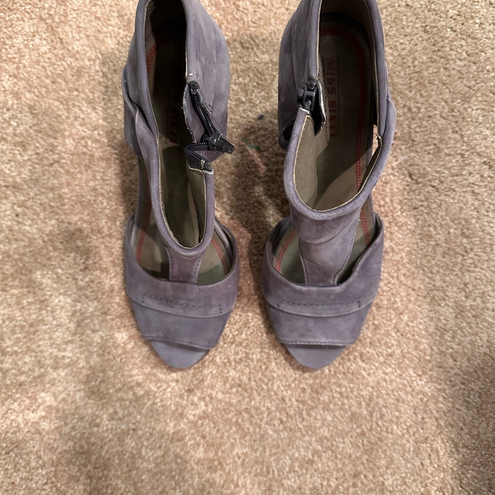 Woman’s sandal - Picture 4 of 6